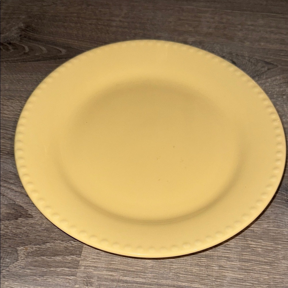 Vtg Southern Living At Home Gail Pittman Hospitality Butter Yellow Dinner Plate